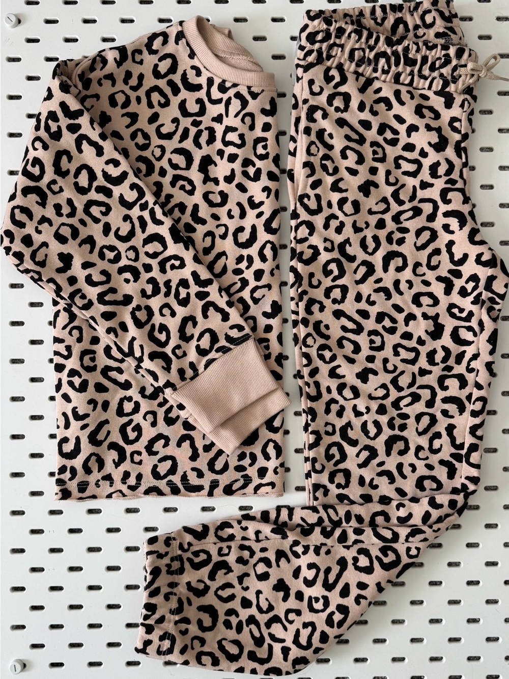 Old Navy Athleisure Leopard Print Kids Jogger Set